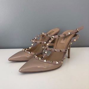 *SOLD* Valentino Rockstud Pumps Nude Size 40